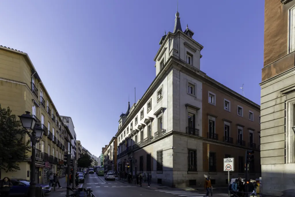 Infraestructura del proyecto de consumo energético y proyecto ecológico del Ministerio de Justicia